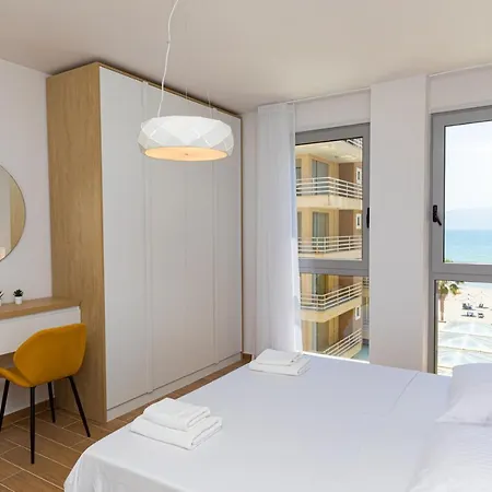Luxury - * Vlorë